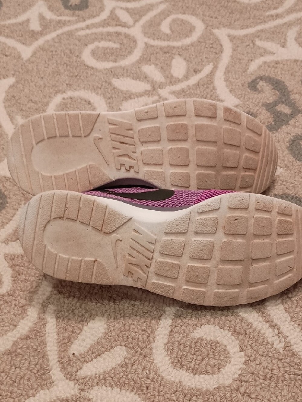 Nike Tanjum Racers - Picture 5 of 5